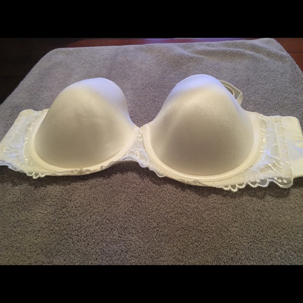 ***ONE DAY SALE*** NWOT Self Expressions Bra